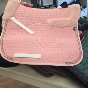 Mattes Dressurschabracke Rose